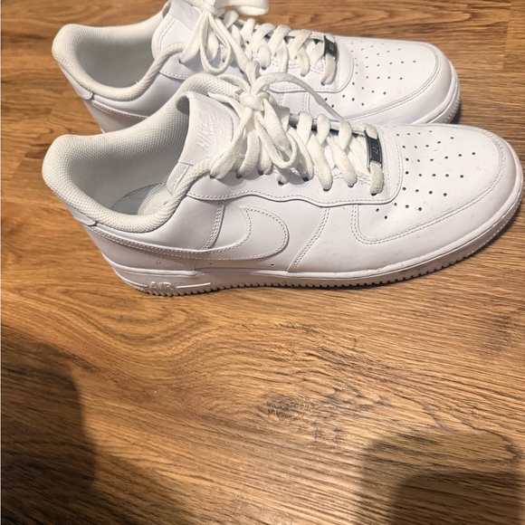 White Air Force 1s - Picture 7 of 7